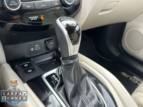 Used 2019 Nissan Rogue Sport SV w/ Technology Package AWD/4WD image 35