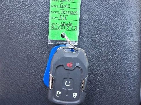Used 2024 GMC Terrain SLE w/ Driver Convenience Package AWD/4WD image 17