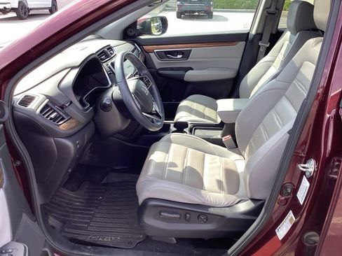 Used 2018 Honda CR-V Touring image 4
