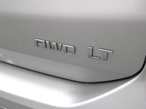 Used 2018 Chevrolet Equinox LT AWD/4WD image 39