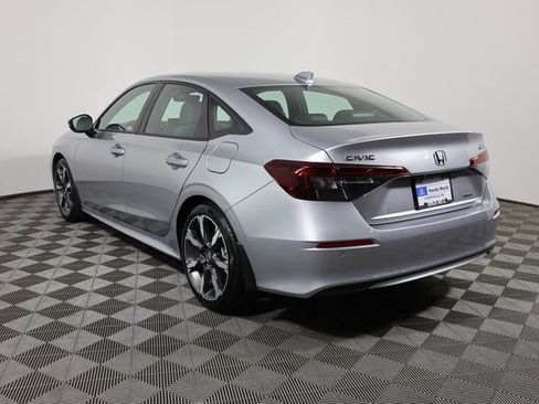 Used 2025 Honda Civic Sport Touring image 7