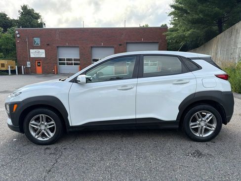 Used 2019 Hyundai Kona SE FWD image 3