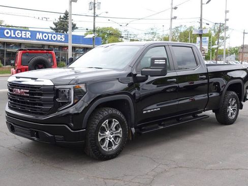 Used 2022 GMC Sierra 1500 Pro w/ Pro Value Package AWD/4WD image 2