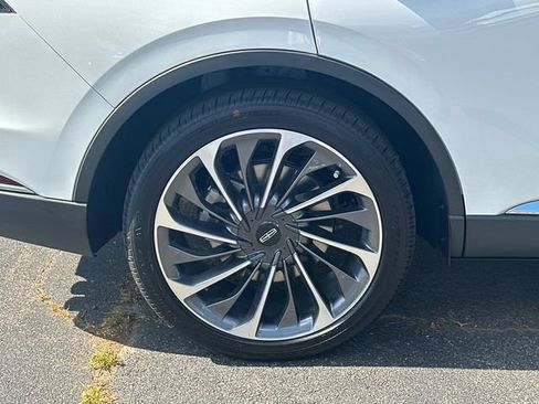 New 2026 Lincoln Aviator Reserve AWD/4WD image 20