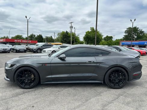Used 2016 Ford Mustang Premium RWD image 31