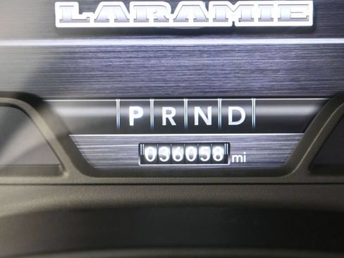 Used 2020 RAM 1500 Laramie AWD/4WD image 21