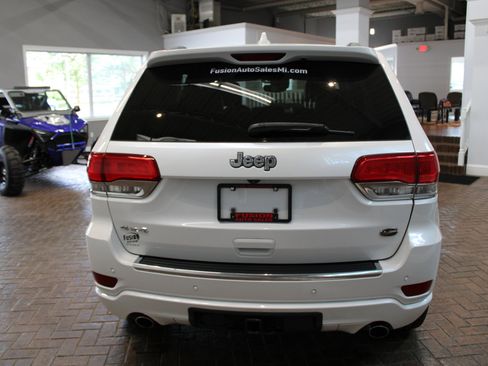 Used 2018 Jeep Grand Cherokee Overland image 7