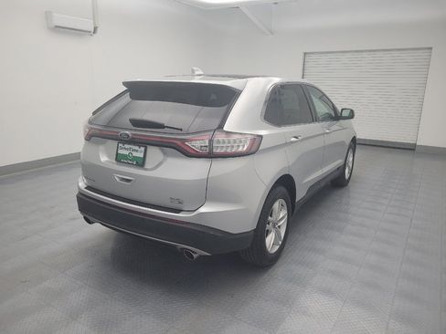 Used 2017 Ford Edge SEL w/ Equipment Group 201A AWD/4WD image 9