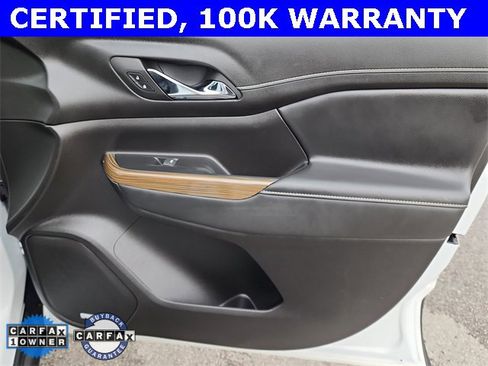 Certified 2023 GMC Acadia SLE w/ Driver Convenience Package image 16