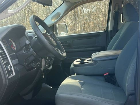 Used 2016 RAM 1500 Express image 28