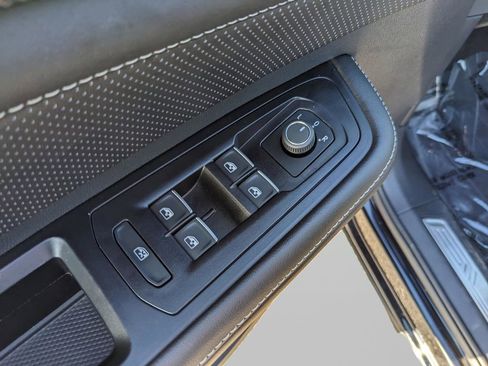 Certified 2025 Volkswagen Atlas Cross Sport SEL R-Line image 16