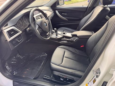 Used 2015 BMW 320i Sedan image 12