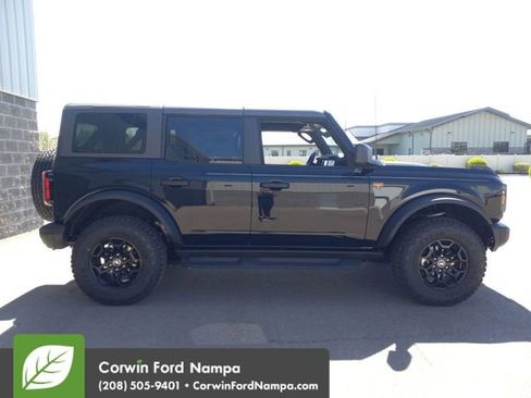 New 2026 Ford Bronco Badlands image 2