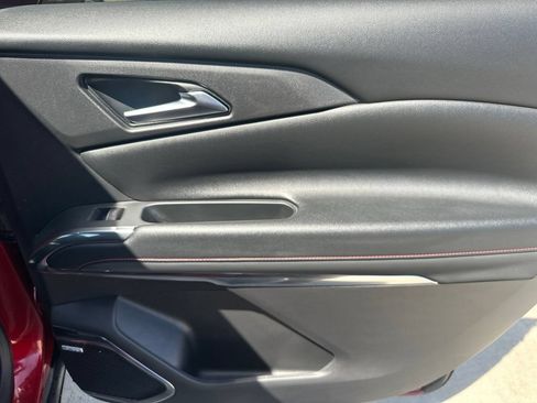 Certified 2026 Chevrolet Traverse RS AWD/4WD image 30