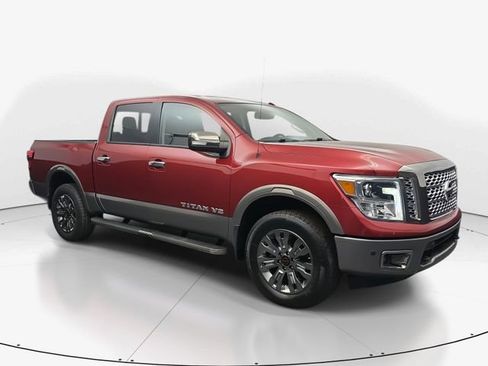 Used 2019 Nissan Titan Platinum Reserve image 2