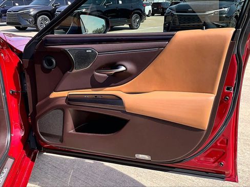 Used 2019 Lexus ES 350 Luxury w/ Accessory Package 2 image 23