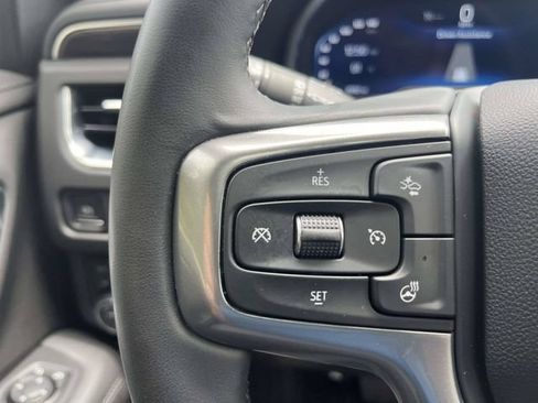 Used 2023 Chevrolet Tahoe Z71 w/ Luxury Package AWD/4WD image 27