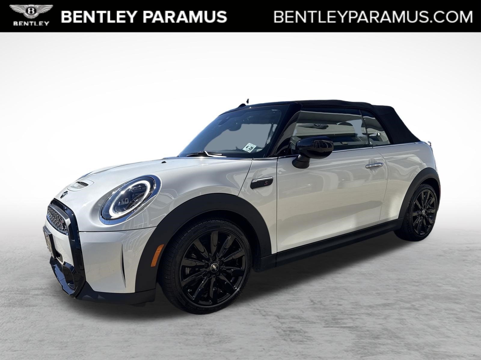 Used 2024 MINI Cooper S FWD image 1
