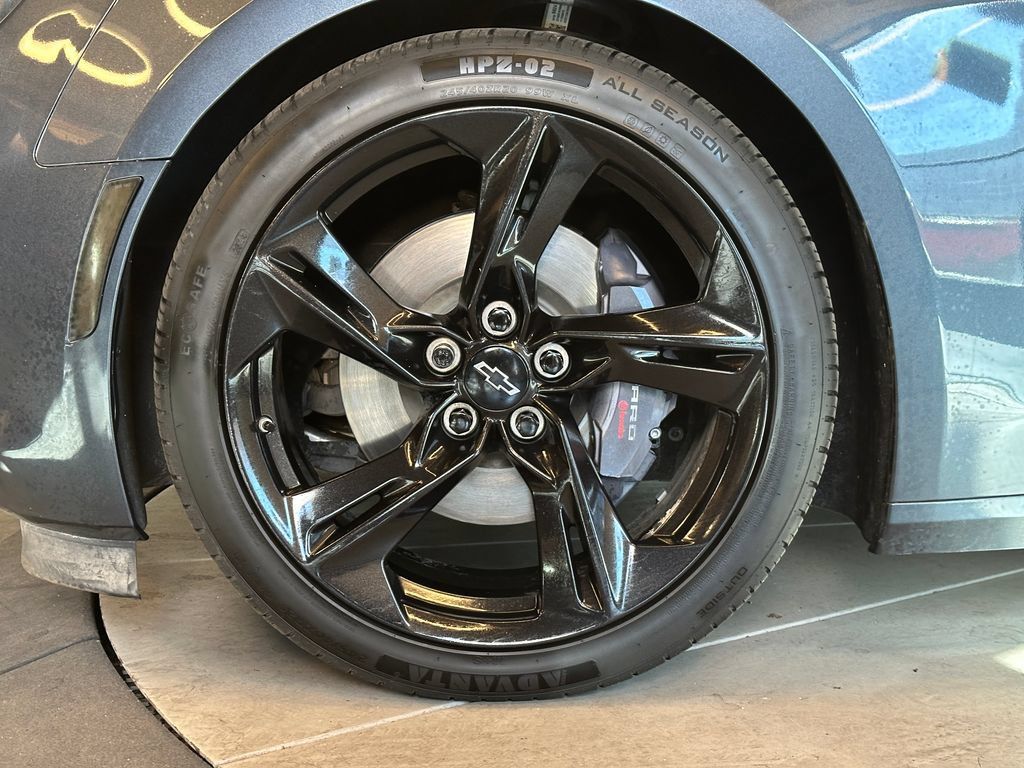Used 2022 Chevrolet Camaro LT w/ RS Package RWD image 20