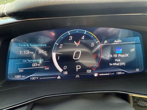 Used 2024 Chevrolet Corvette Stingray Preferred Cpe w/ Battery Protection Package image 9