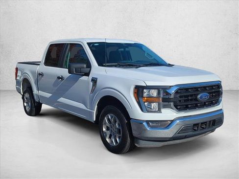 Used 2023 Ford F150 XLT image 3