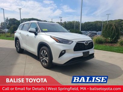 Used 2023 Toyota Highlander XLE