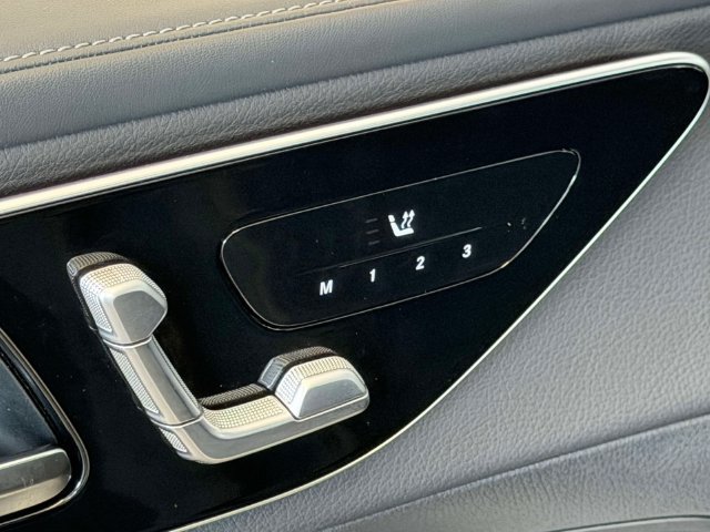 Certified 2025 Mercedes-Benz GLC 300 4MATIC image 17