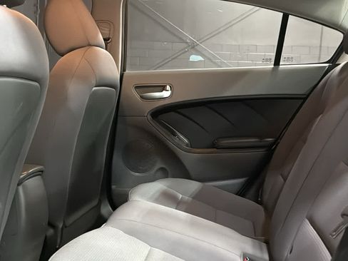 Used 2017 Kia Forte LX FWD image 22