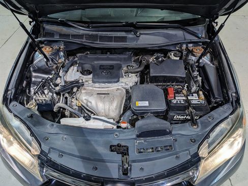 Used 2016 Toyota Camry XSE w/ Moonroof Package FWD image 53