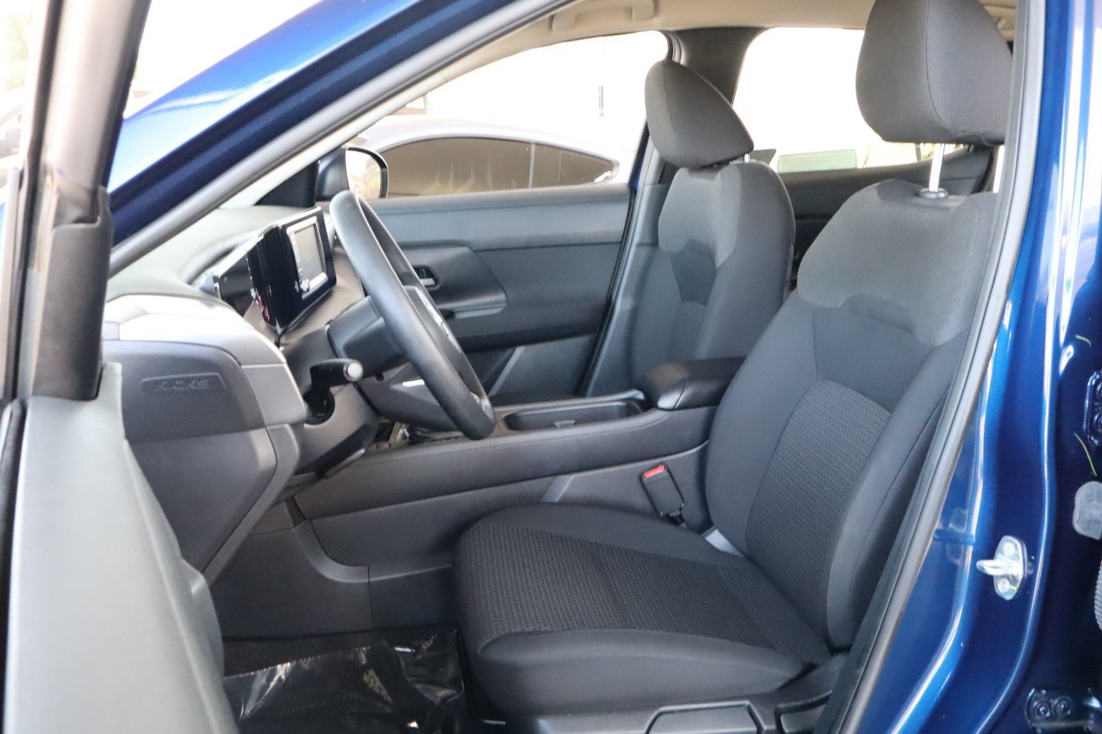 Used 2025 Nissan Kicks S FWD image 20