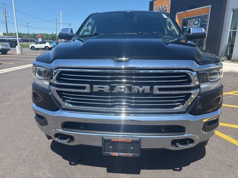 Used 2020 RAM 1500 Laramie AWD/4WD image 2