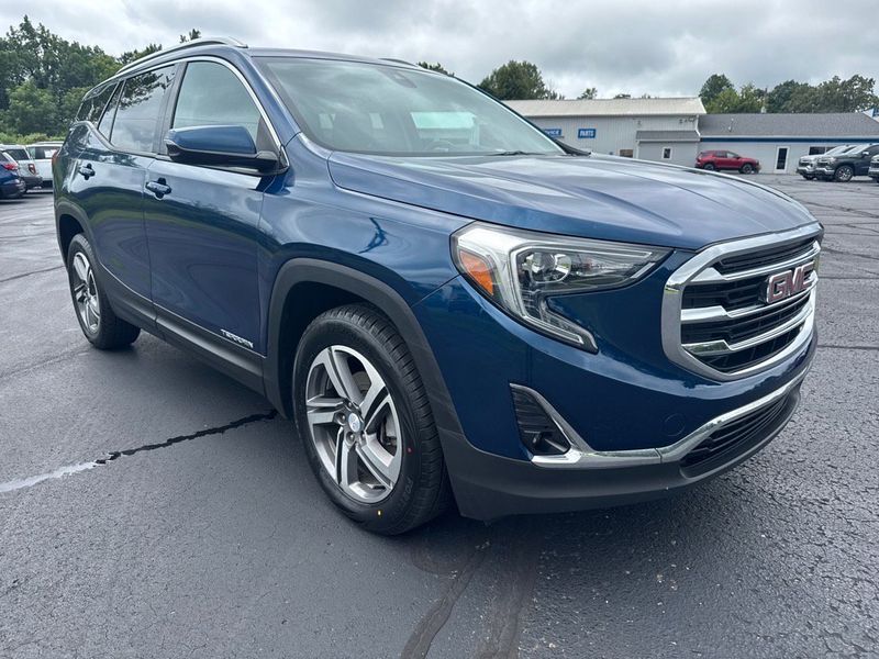 Certified 2020 GMC Terrain SLT w/ Preferred Package image 1