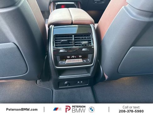 Used 2025 BMW X7 xDrive40i AWD/4WD image 22