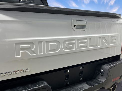 New 2026 Honda Ridgeline Black Edition image 6