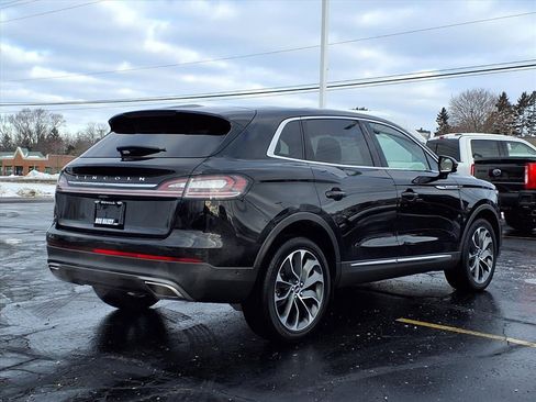 Used 2022 Lincoln Nautilus Reserve w/ Equipment Group 201A image 4