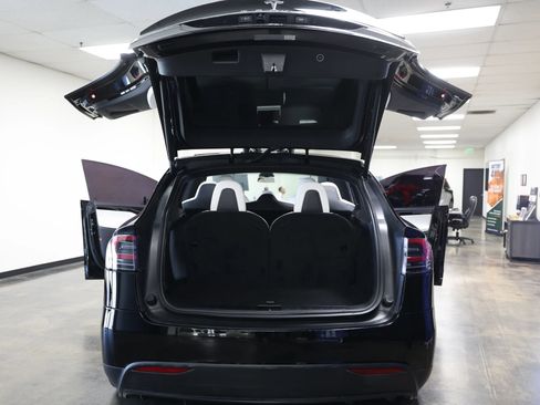 Used 2020 Tesla Model X Long Range AWD/4WD image 52