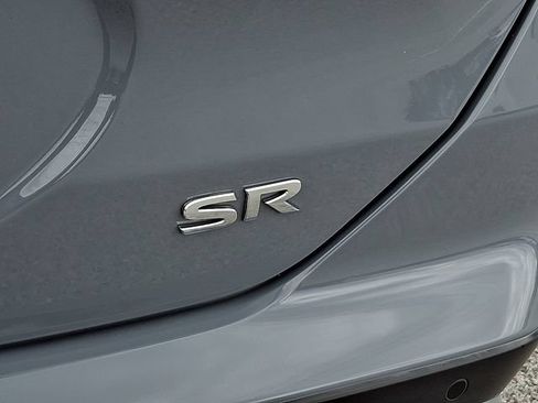 Used 2023 Nissan Kicks SR w/ SR Premium Package FWD image 30
