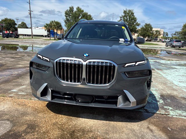 Used 2024 BMW X7 xDrive40i AWD/4WD image 8
