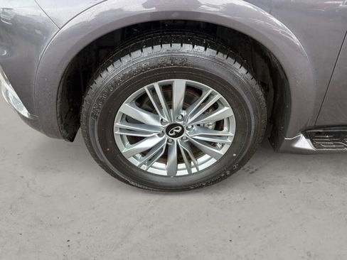 Used 2024 INFINITI QX80 Luxe AWD/4WD image 11