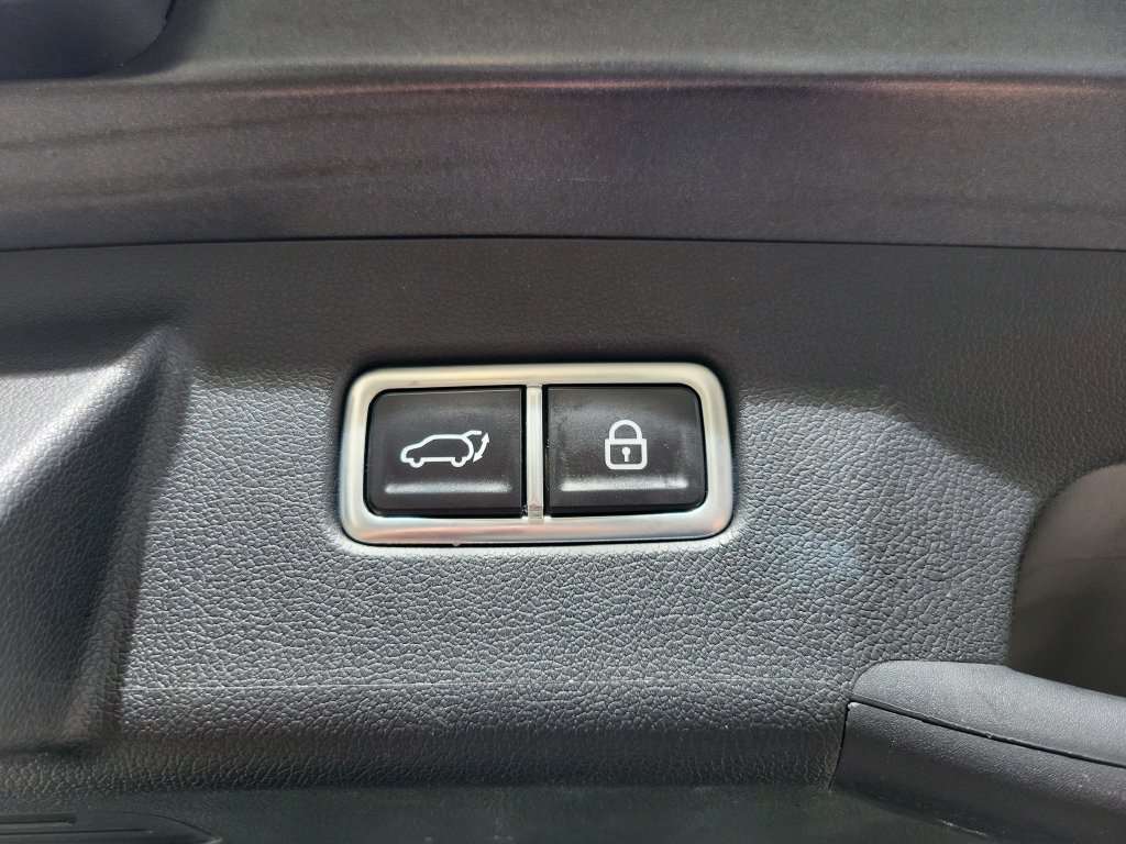 Certified 2023 Kia Sorento EX w/ Panoramic Sunroof Package FWD image 14