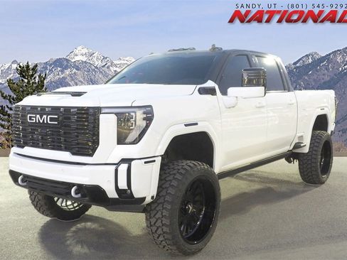 Used 2026 GMC Sierra 3500 Denali Ultimate image 1