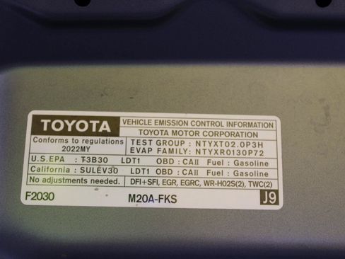 Used 2022 Toyota Corolla Cross LE w/ Black Badges Package (TMS) FWD image 50