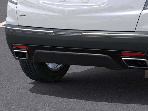 New 2026 Cadillac XT5 Sportv w/ LPO, Floor Liner Package AWD/4WD image 14