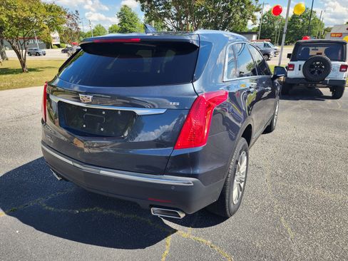 Used 2019 Cadillac XT5 Luxury AWD/4WD image 4