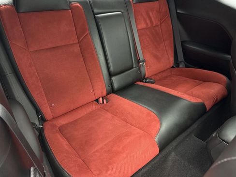 Used 2022 Dodge Challenger GT w/ Plus Package image 39