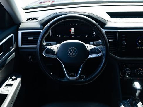 Used 2023 Volkswagen Atlas SEL Premium AWD/4WD image 11