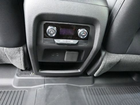 New 2026 Chevrolet Traverse LT w/ Sun and Wheel Package image 17