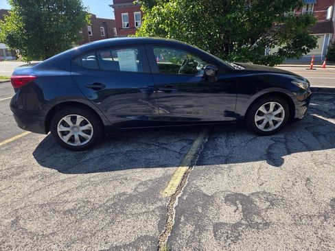 Used 2014 MAZDA MAZDA3 i Sport FWD image 8