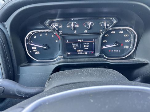 Used 2021 GMC Sierra 1500 Elevation w/ Preferred Package AWD/4WD image 18