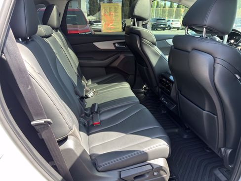 Used 2022 Acura MDX FWD image 12